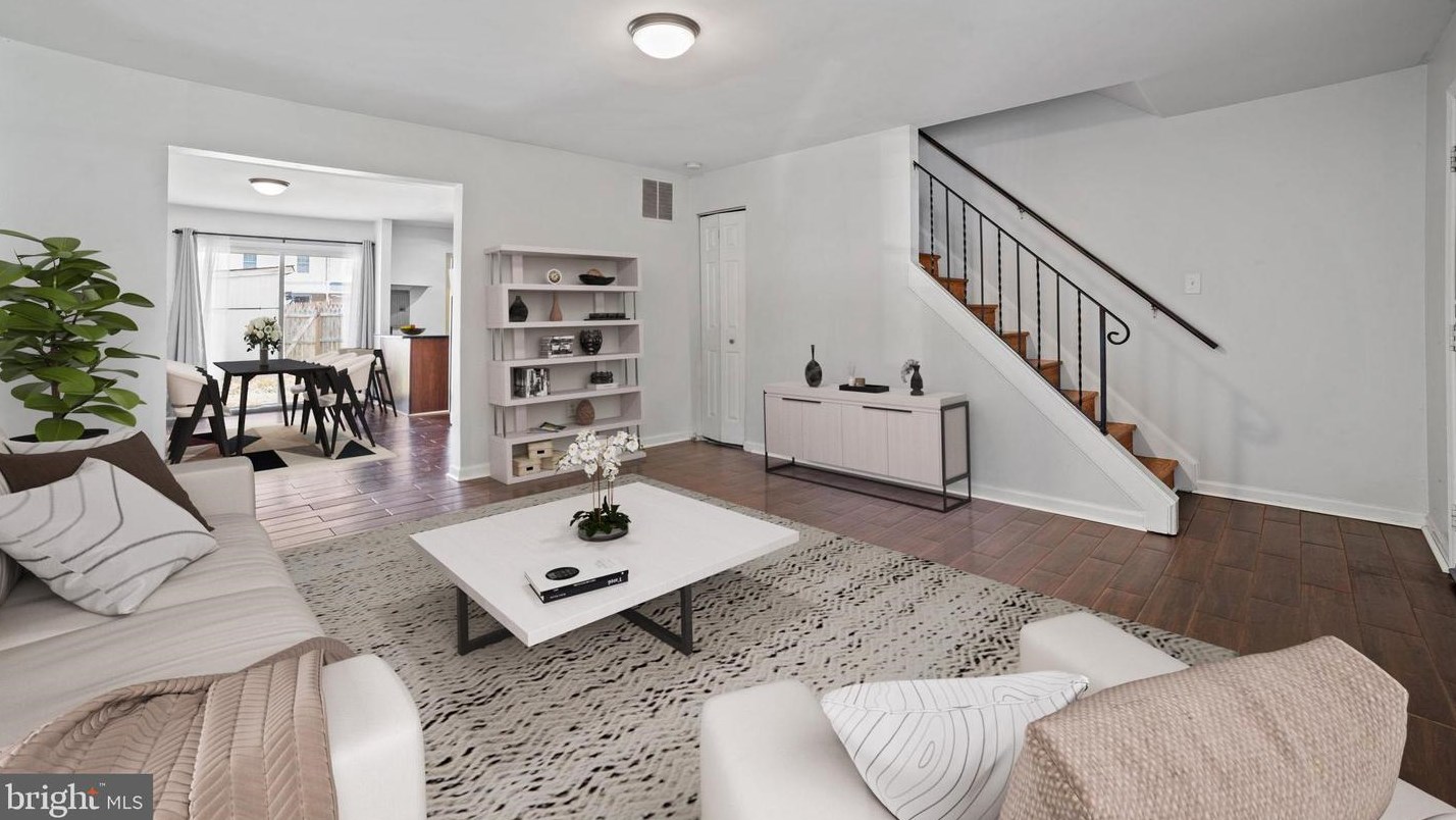 9363 Taney Rd, Manassas VA  20110-5930 exterior