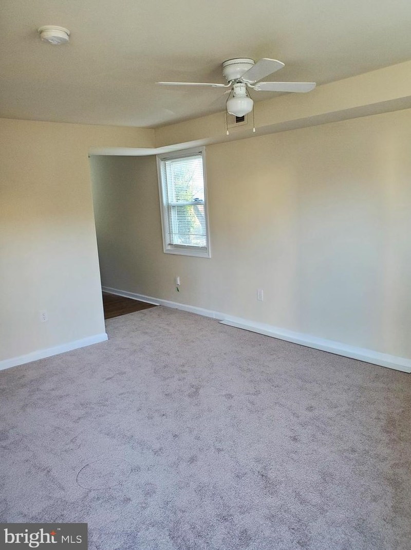 9021 Merrimack Dr, Manassas VA  20110-5712 exterior