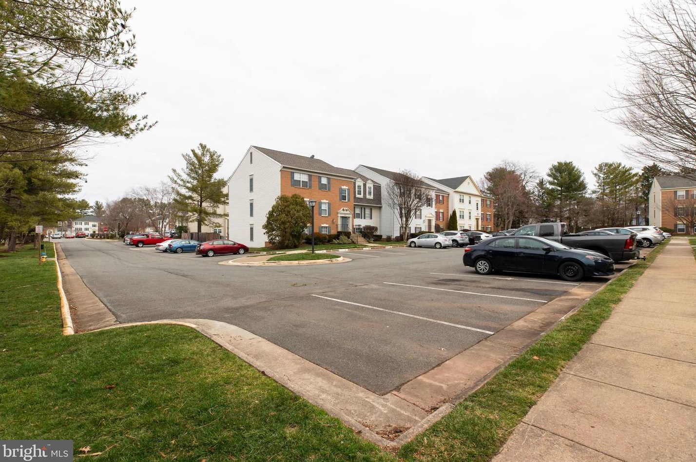 9340 Caspian Way, Manassas VA  20110-6193 exterior