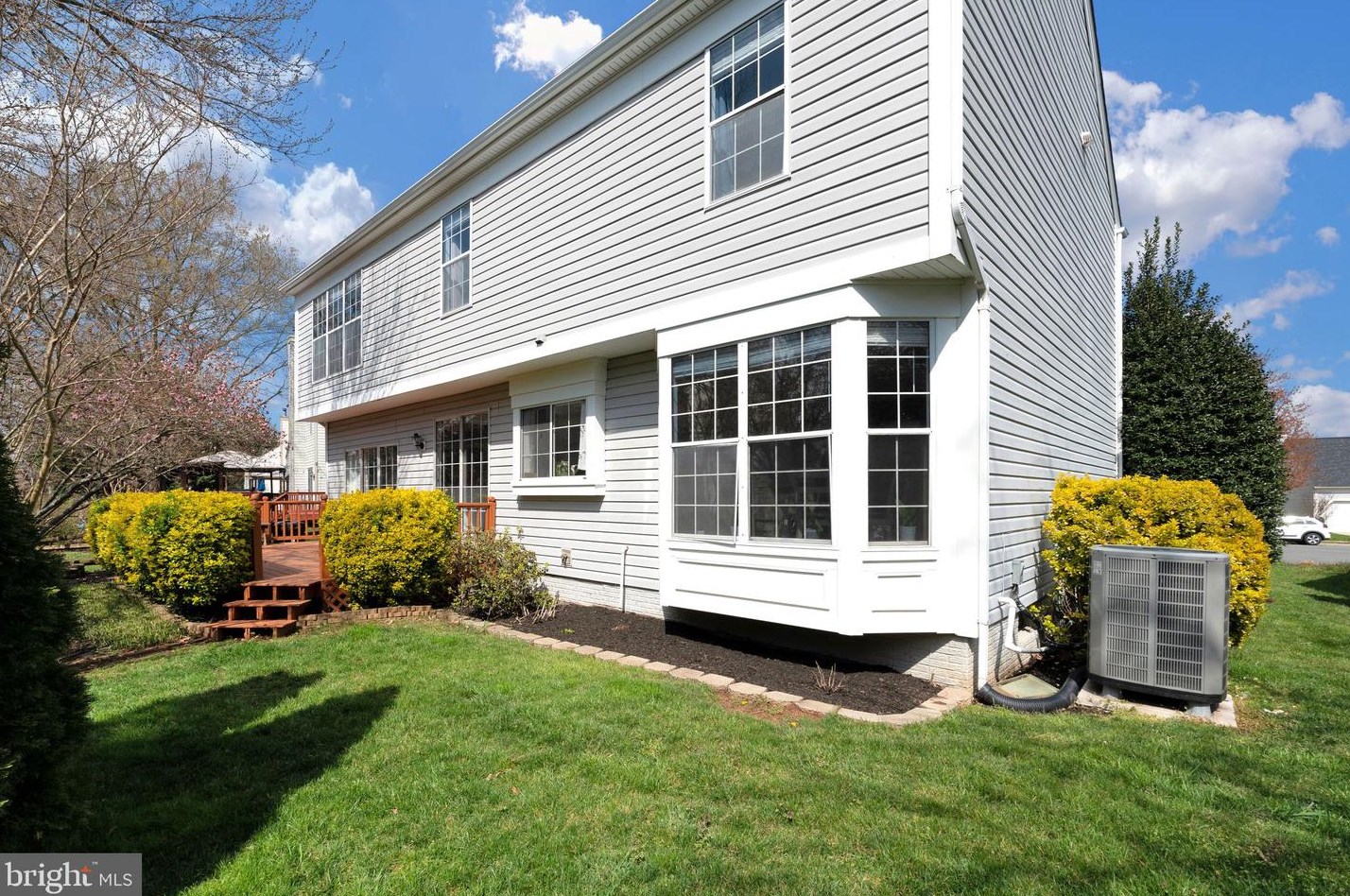 9327 Amaryllis Ave, Manassas VA  20110-6653 exterior
