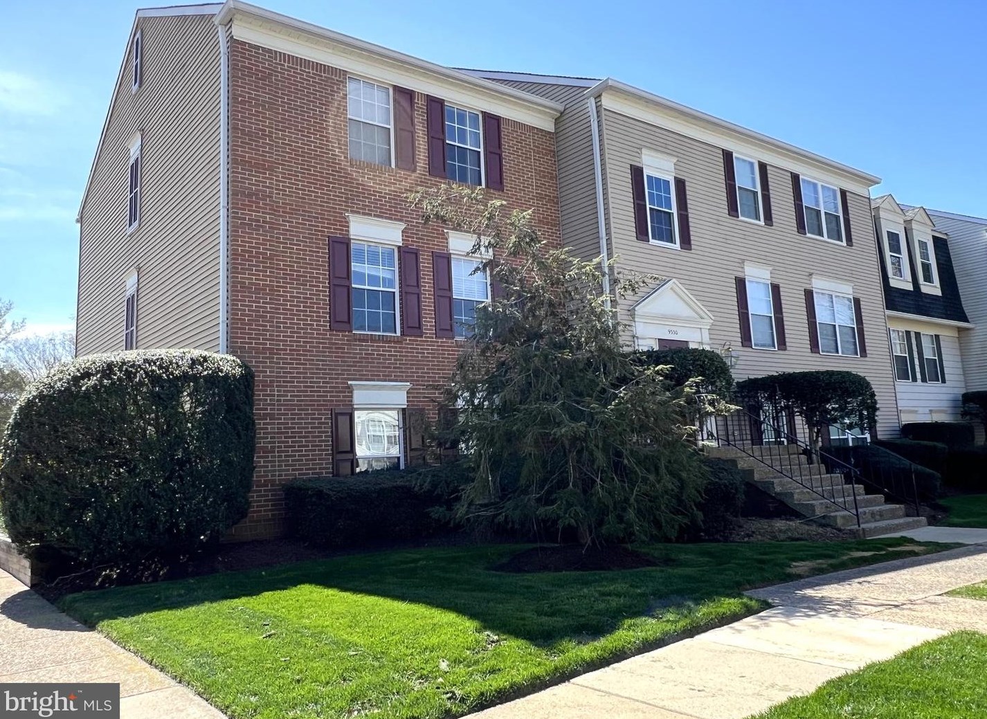 9330 Caspian Way, Manassas VA  20110-6190 exterior