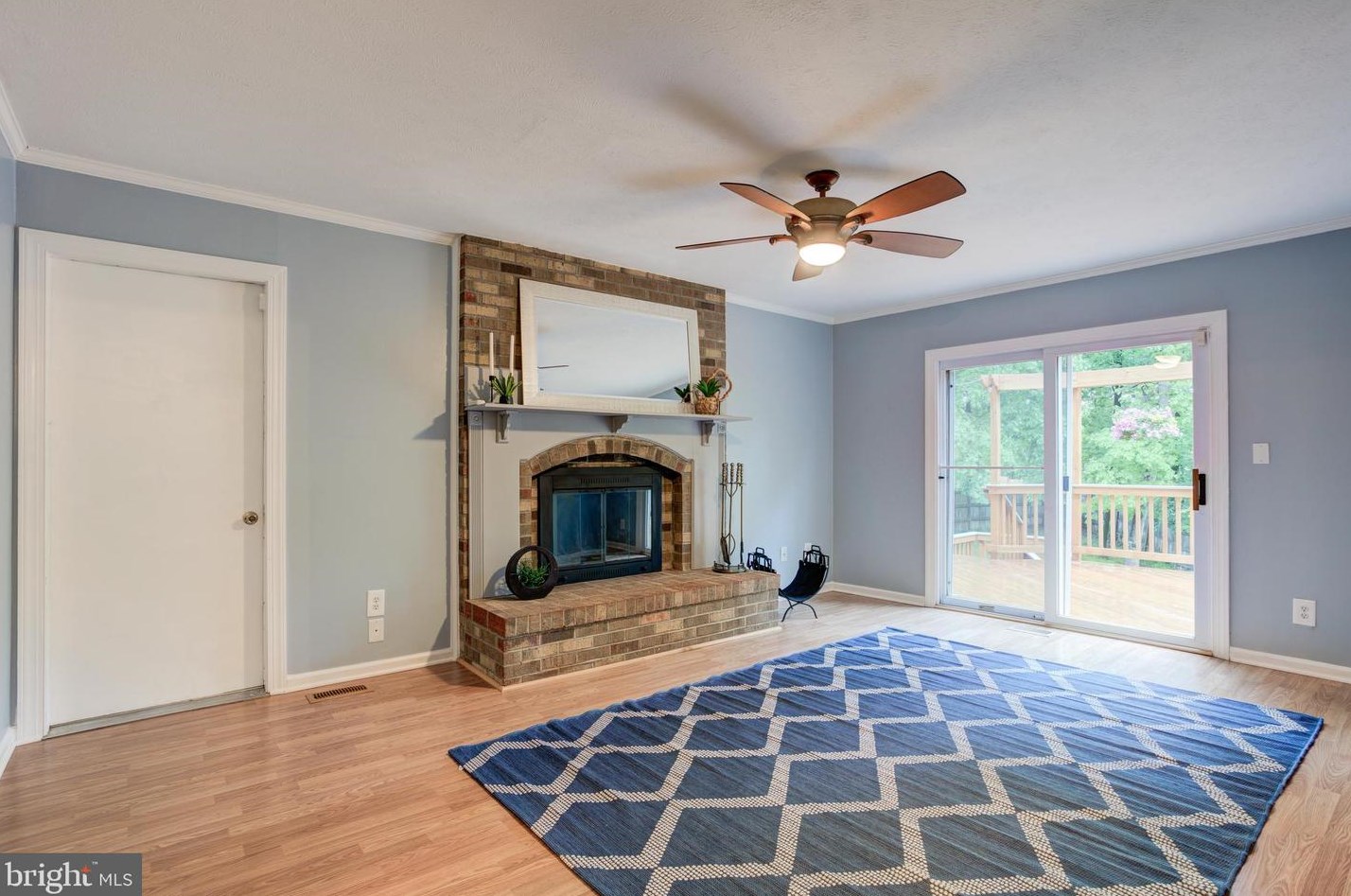 10243 Battlefield Dr, Manassas VA  20110-6051 exterior