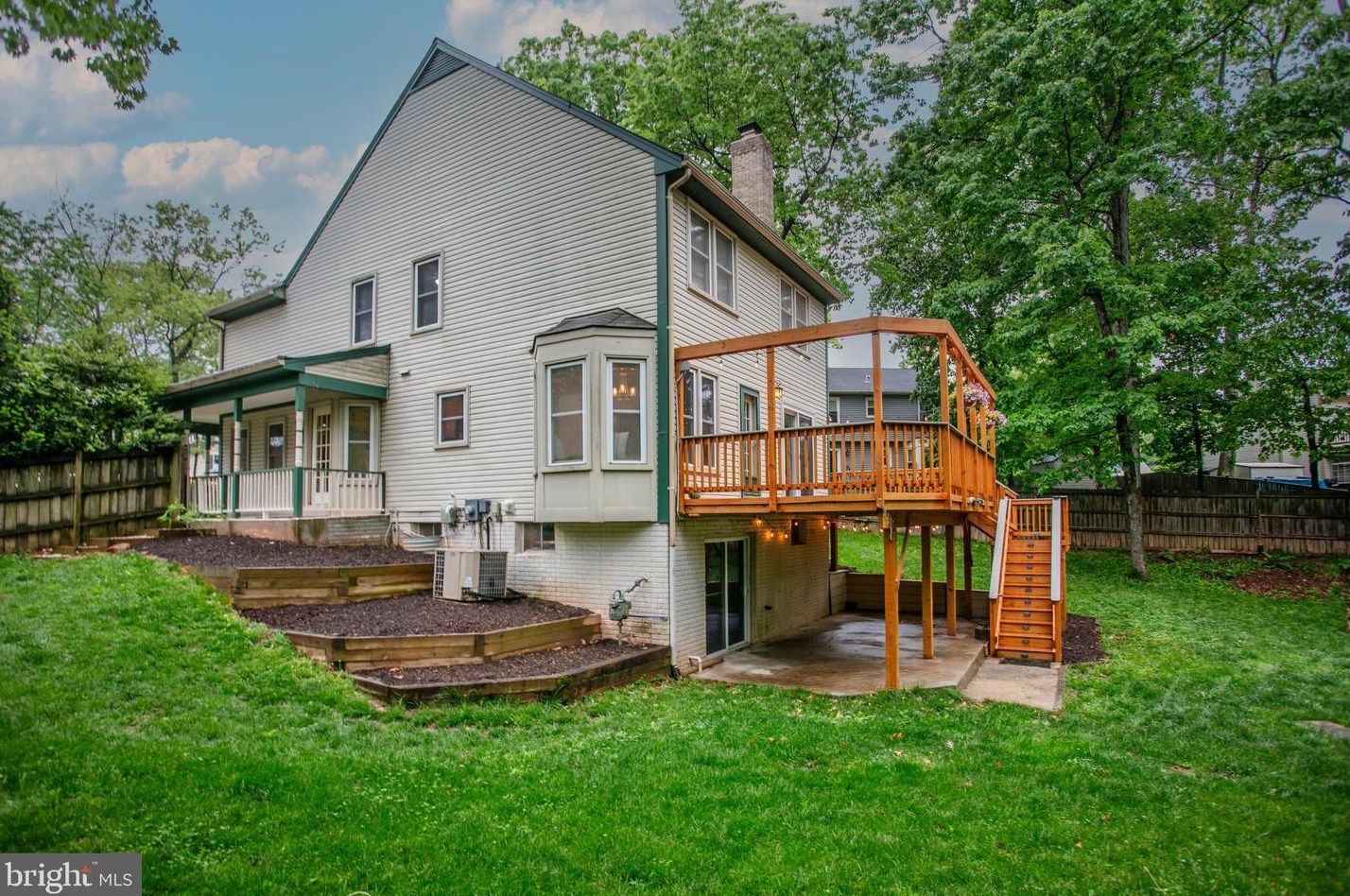 10243 Battlefield Dr, Manassas VA  20110-6051 exterior