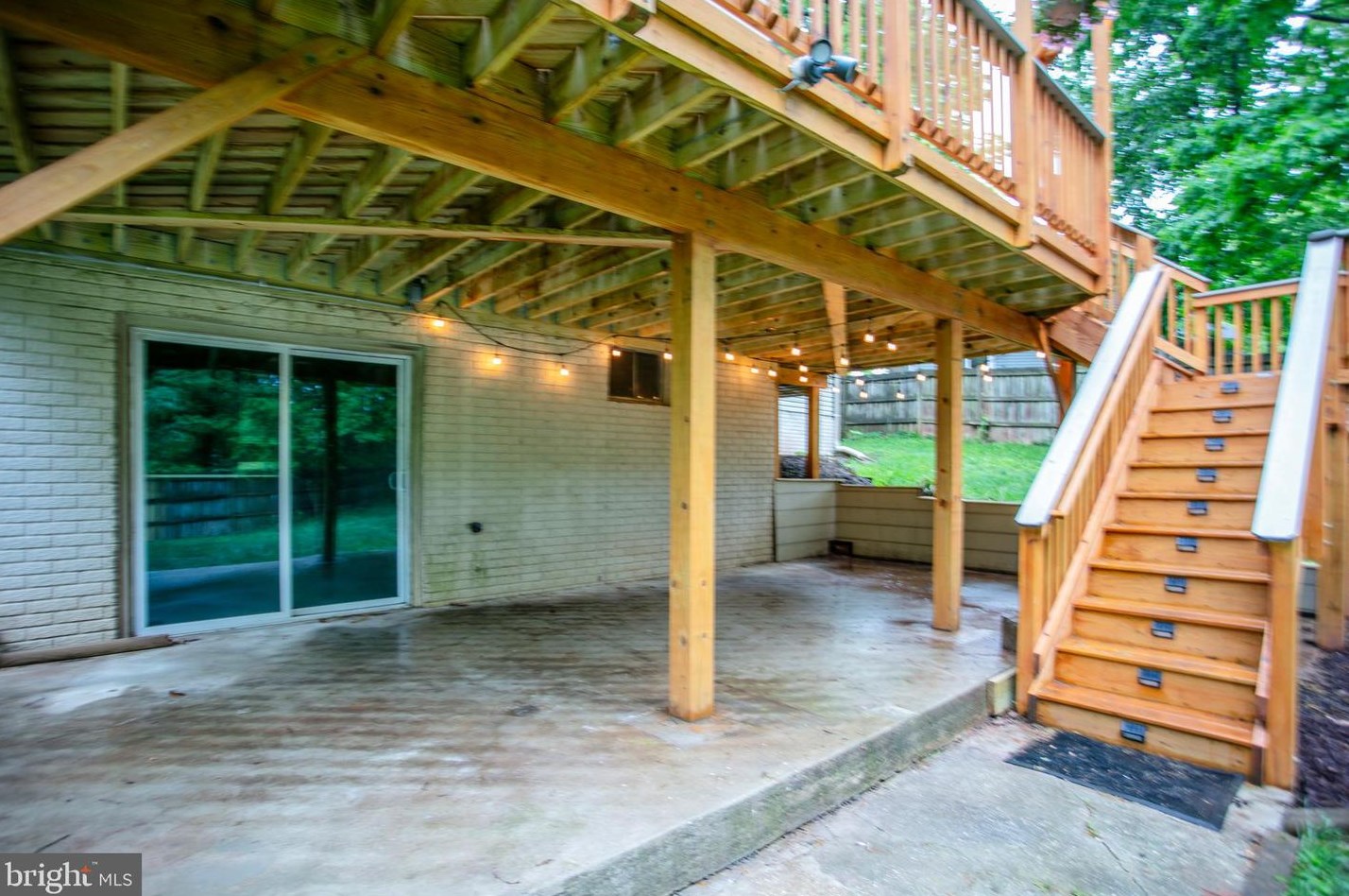 10243 Battlefield Dr, Manassas VA  20110-6051 exterior