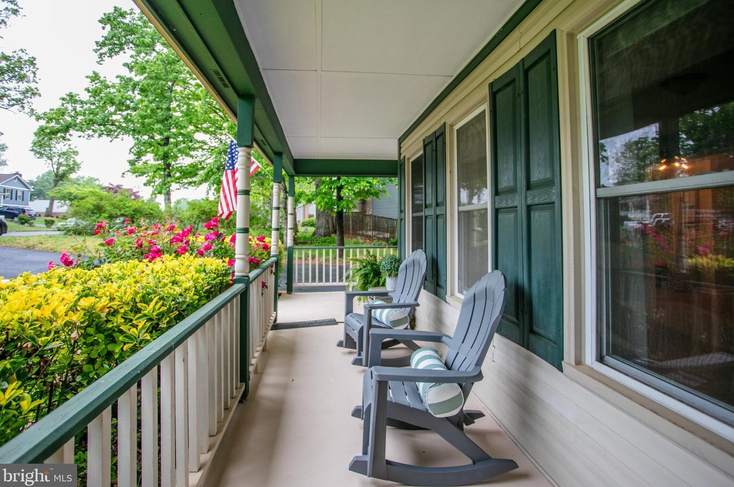 10243 Battlefield Dr, Manassas VA  20110-6051 exterior