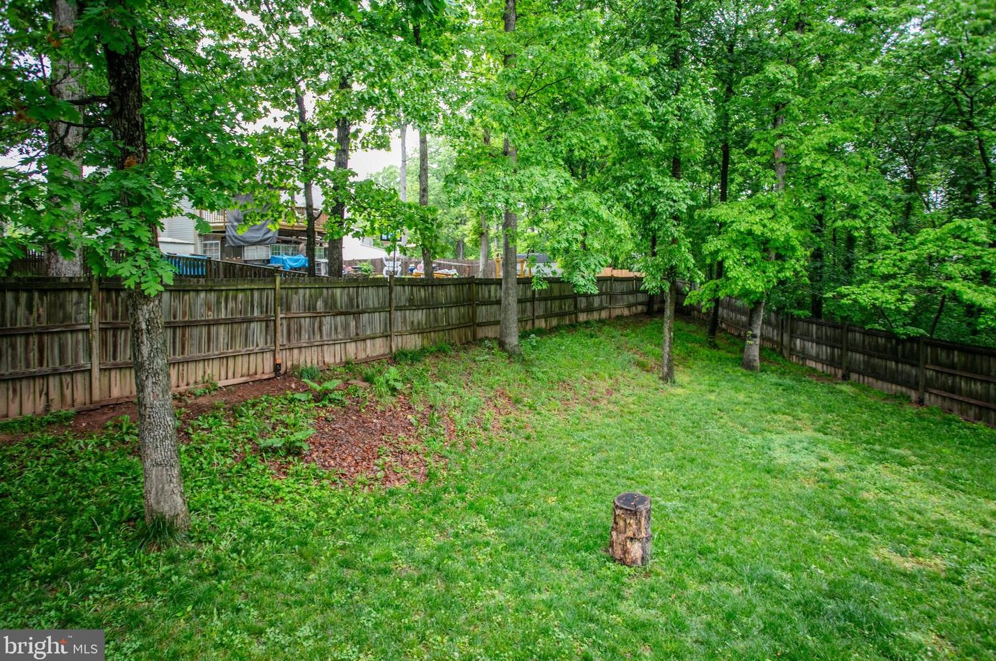 10243 Battlefield Dr, Manassas VA  20110-6051 exterior
