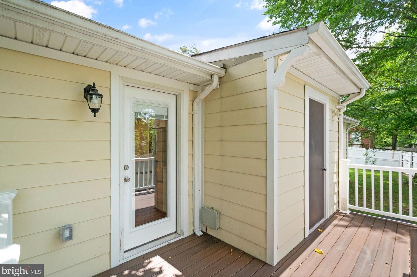 9197 Winterset Dr, Manassas VA 20110 exterior