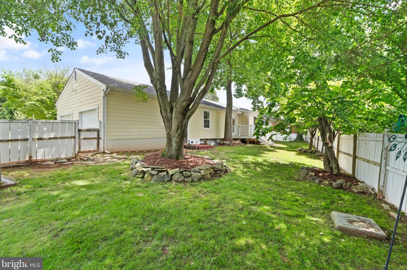 9197 Winterset Dr, Manassas VA 20110 exterior