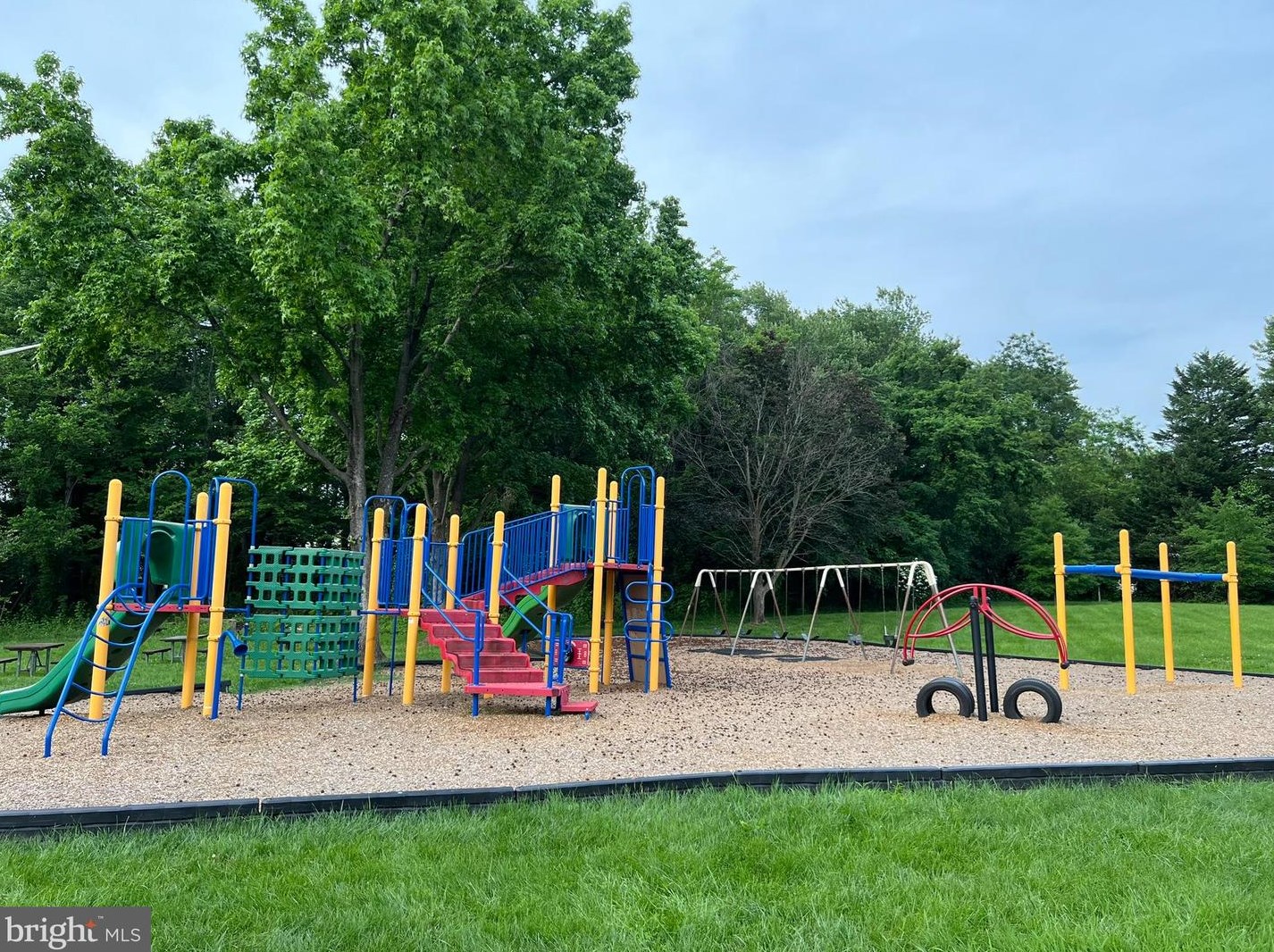 9197 Winterset Dr, Manassas VA 20110 exterior