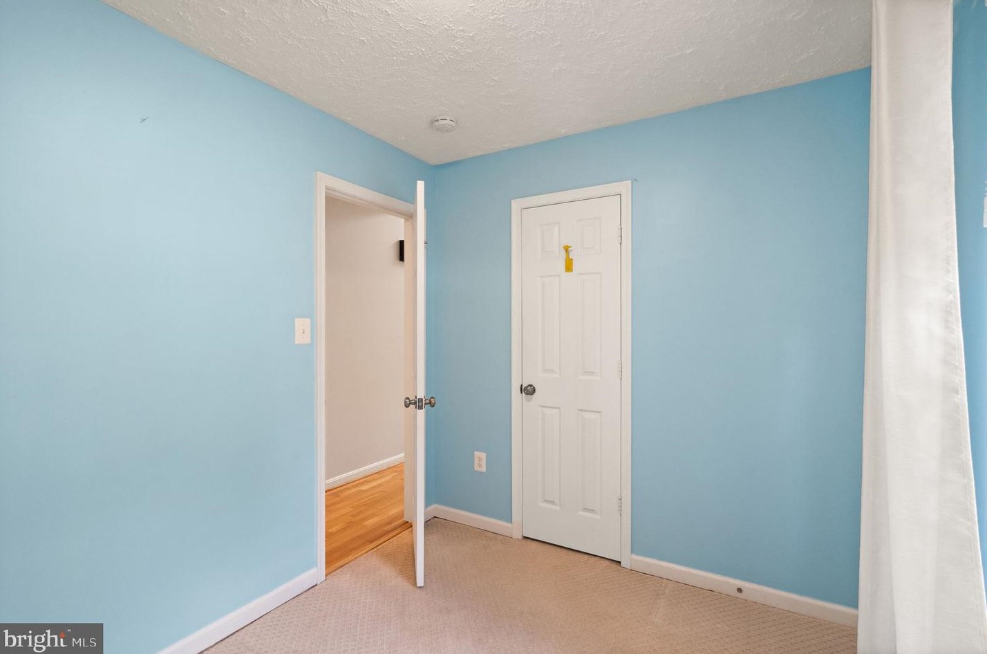 9197 Winterset Dr, Manassas VA 20110 exterior