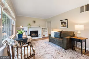 8596 Sherman Ct, Manassas, VA 20110 - Photo 9