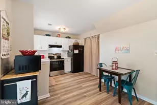 8596 Sherman Ct, Manassas, VA 20110 - Photo 13