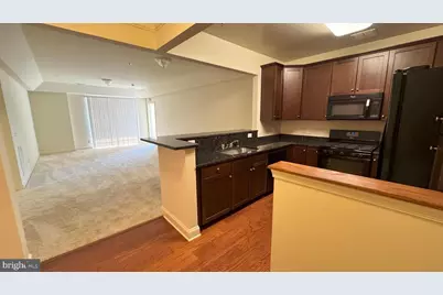 9202 Charleston Drive #405, Manassas, VA 20110 - Photo 5