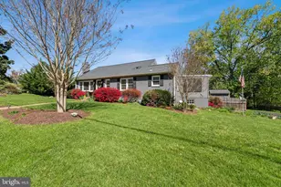 9304 Stuart Ave, Manassas, VA 20110 - Photo 3