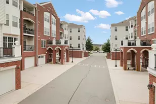 9200 Charleston Dr, Manassas, VA 20110 - Photo 3