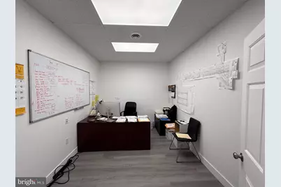 8649 Phoenix Drive, Manassas, VA 20110 - Photo 13