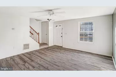 8329 Georgian Court, Manassas, VA 20110 - Photo 7