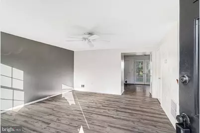 8329 Georgian Court, Manassas, VA 20110 - Photo 5