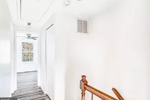 8329 Georgian Ct, Manassas, VA 20110 - Photo 19