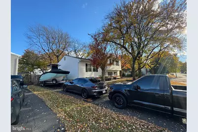 9215 Landgreen Street, Manassas, VA 20110 - Photo 5