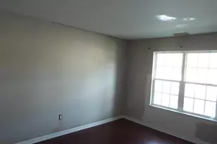 8720 Sugarwood Ln, Manassas, VA 20110 - Photo 7