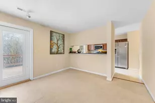 10140 Forest Hill Cir, Manassas, VA 20110 - Photo 13