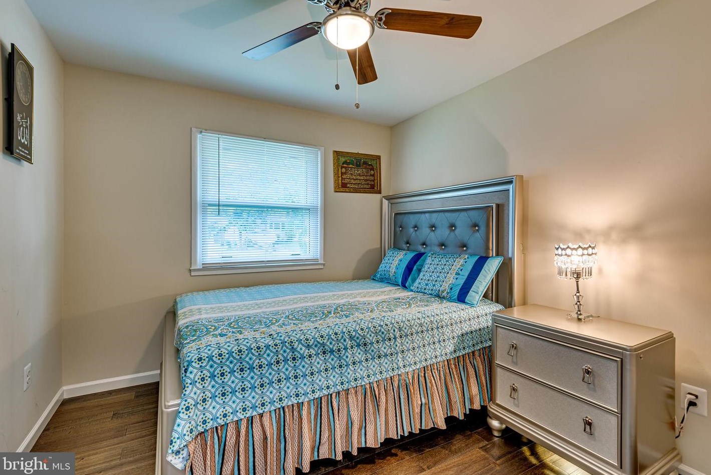 125 Lambert Dr, Manassas VA  20111-1829 exterior