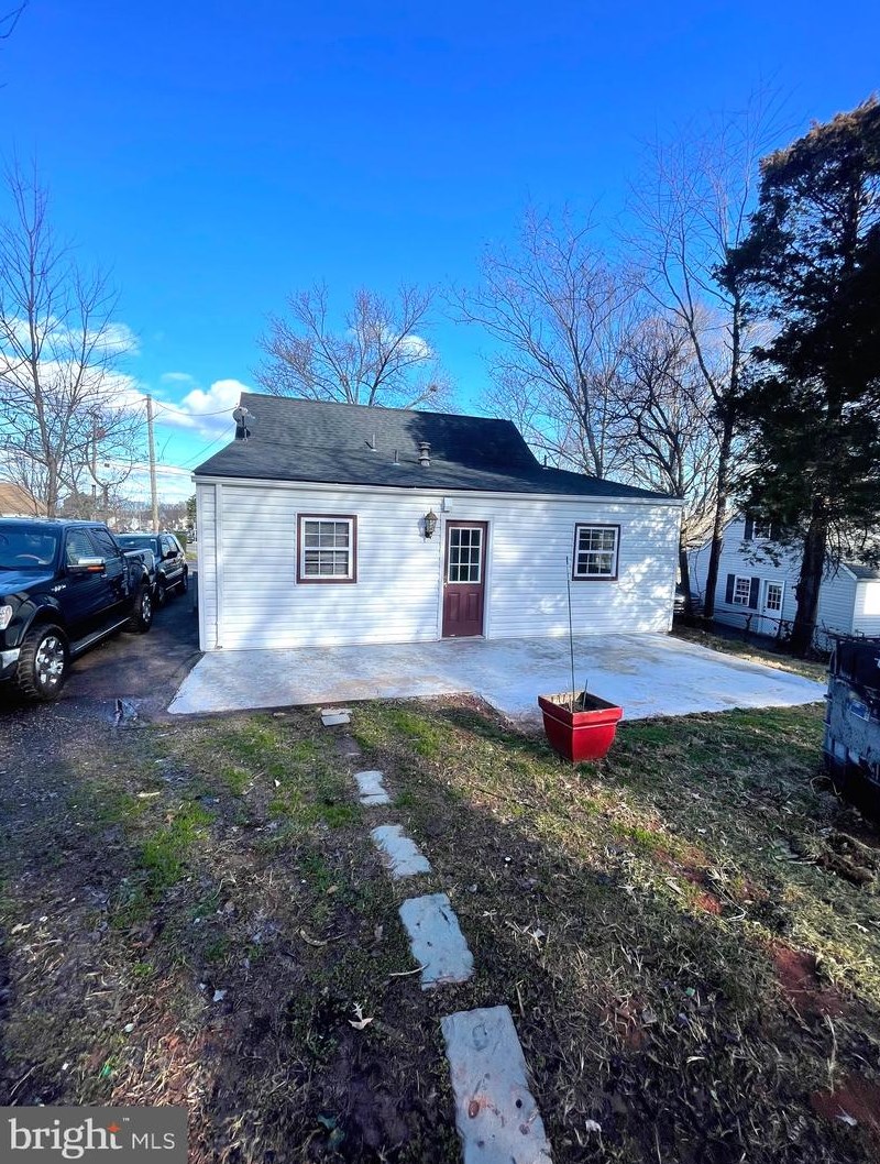 259 Moseby Dr, Manassas VA  20111-2012 exterior