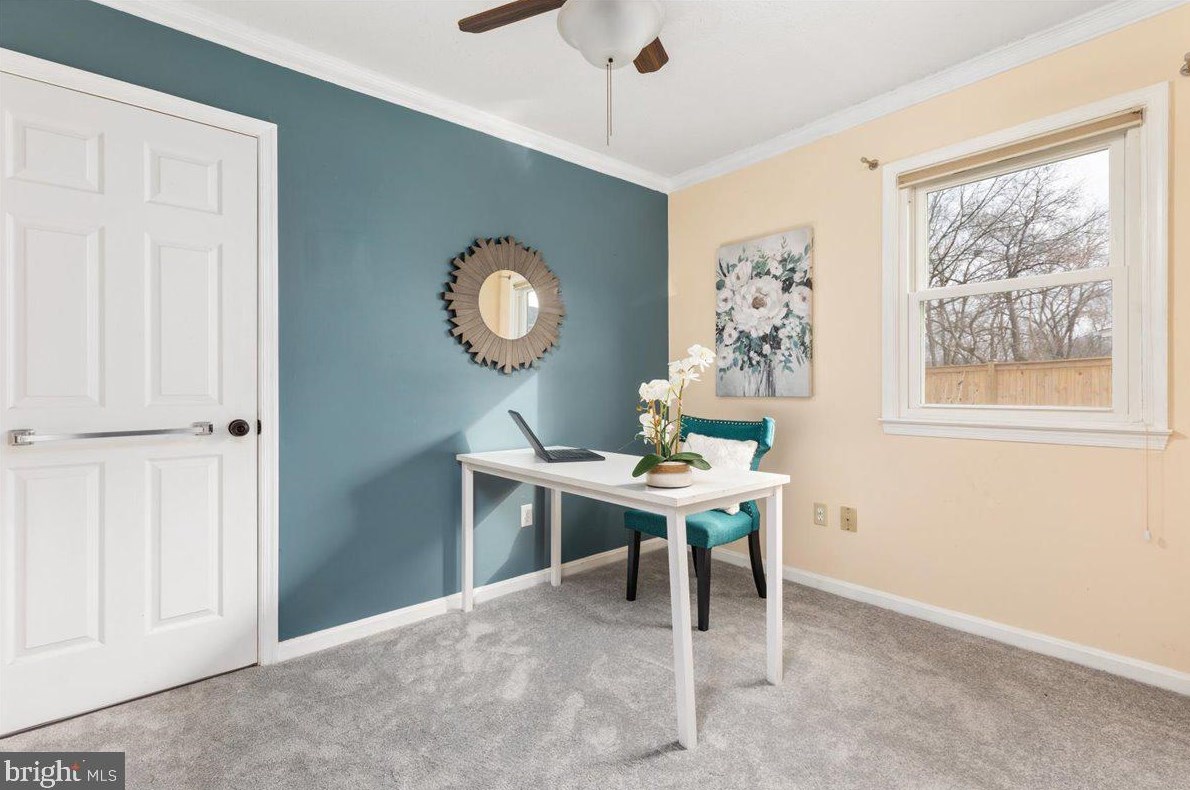 126 Mace St, Manassas VA  20111-2037 exterior