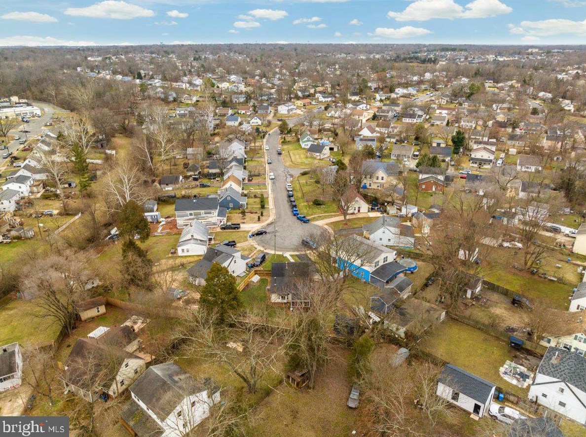 126 Mace St, Manassas VA  20111-2037 exterior