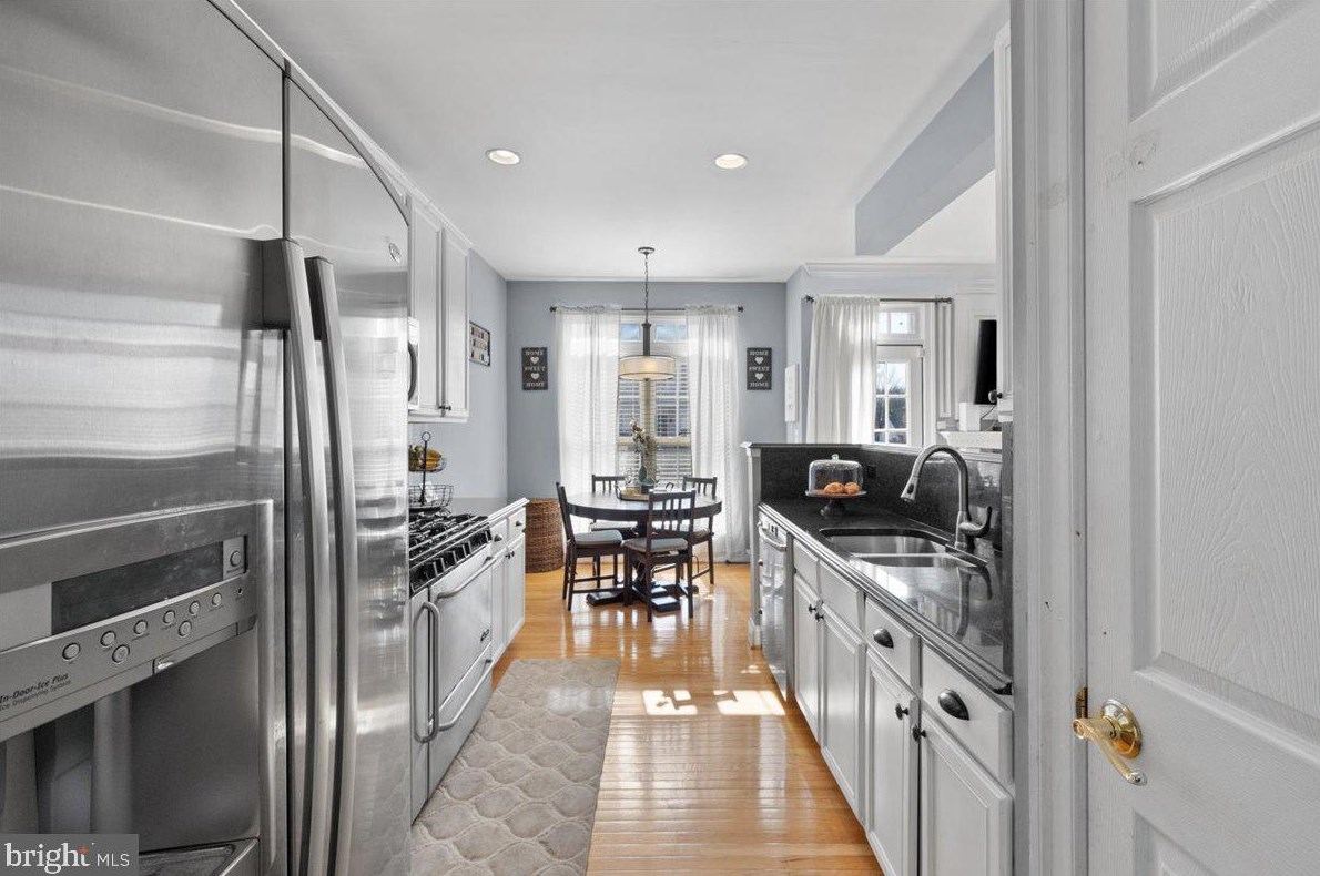 9315 Hedgeford St, Manassas VA  20111-3040 exterior