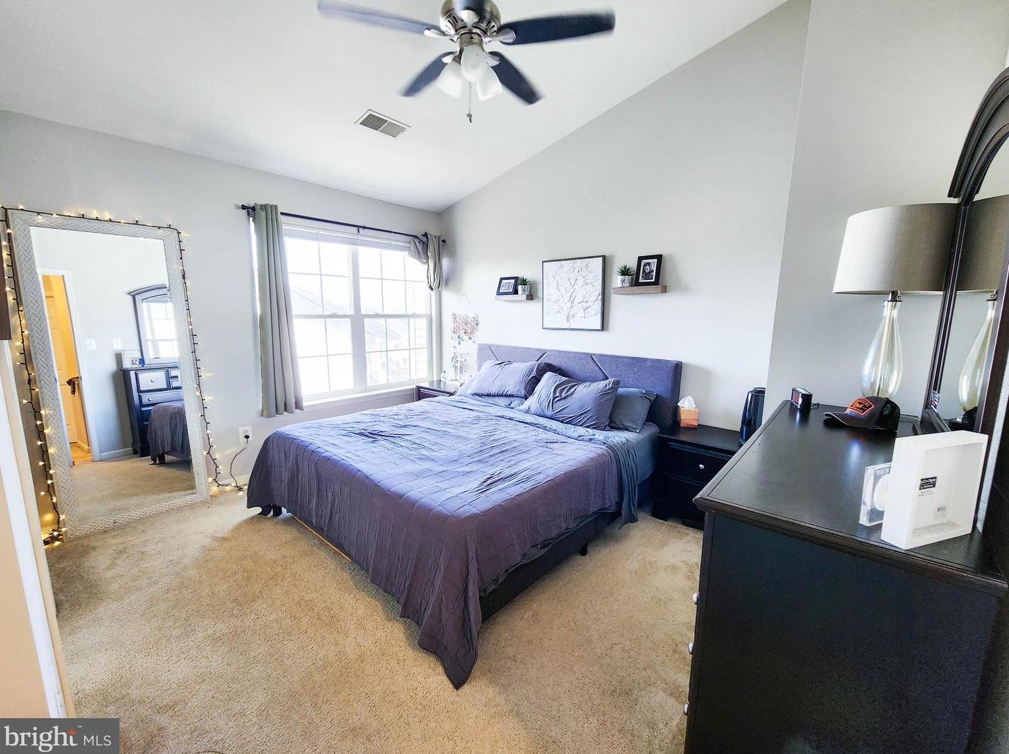 9404 Lanae Ln, Manassas VA  20111-8243 exterior