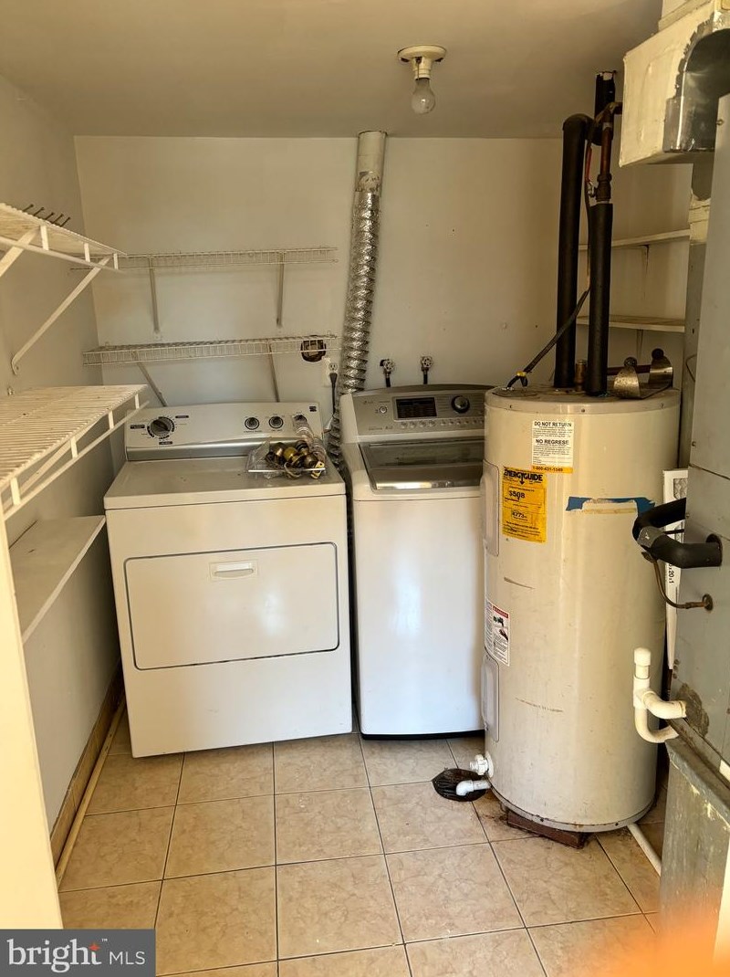 8631 Madera Ct, Manassas VA  20111-2301 exterior