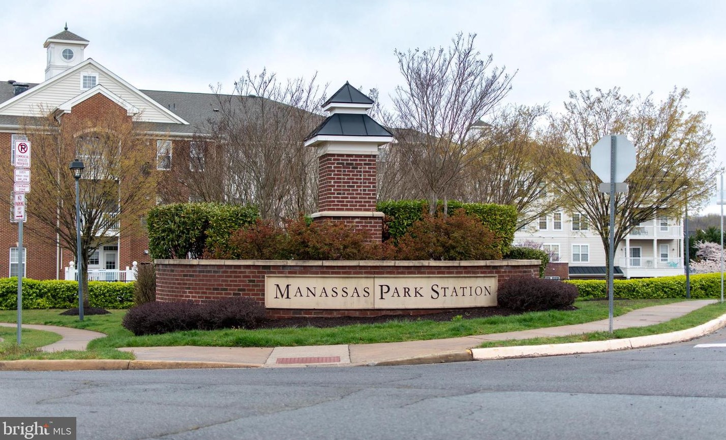 9514 Walker Way, Manassas VA  20111-3085 exterior