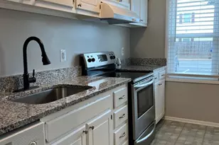 8452 Sandstone Way, Manassas Park, VA 20111 - Photo 3