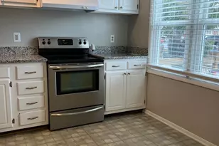 8452 Sandstone Way, Manassas Park, VA 20111 - Photo 5