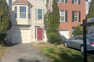 9418 Black Hawk Ct, Manassas Park, VA 20111 - Photo 3