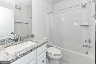 504 Tassita Ln, Manassas Park, VA 20111 - Photo 21