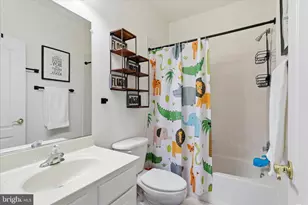 9748 Corbett Cir, Manassas Park, VA 20111 - Photo 33