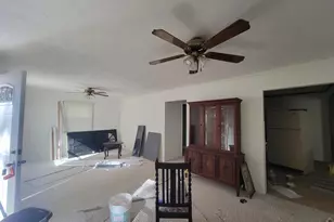 89 Poplar Dr, Hartfield, VA 23071 - Photo 3