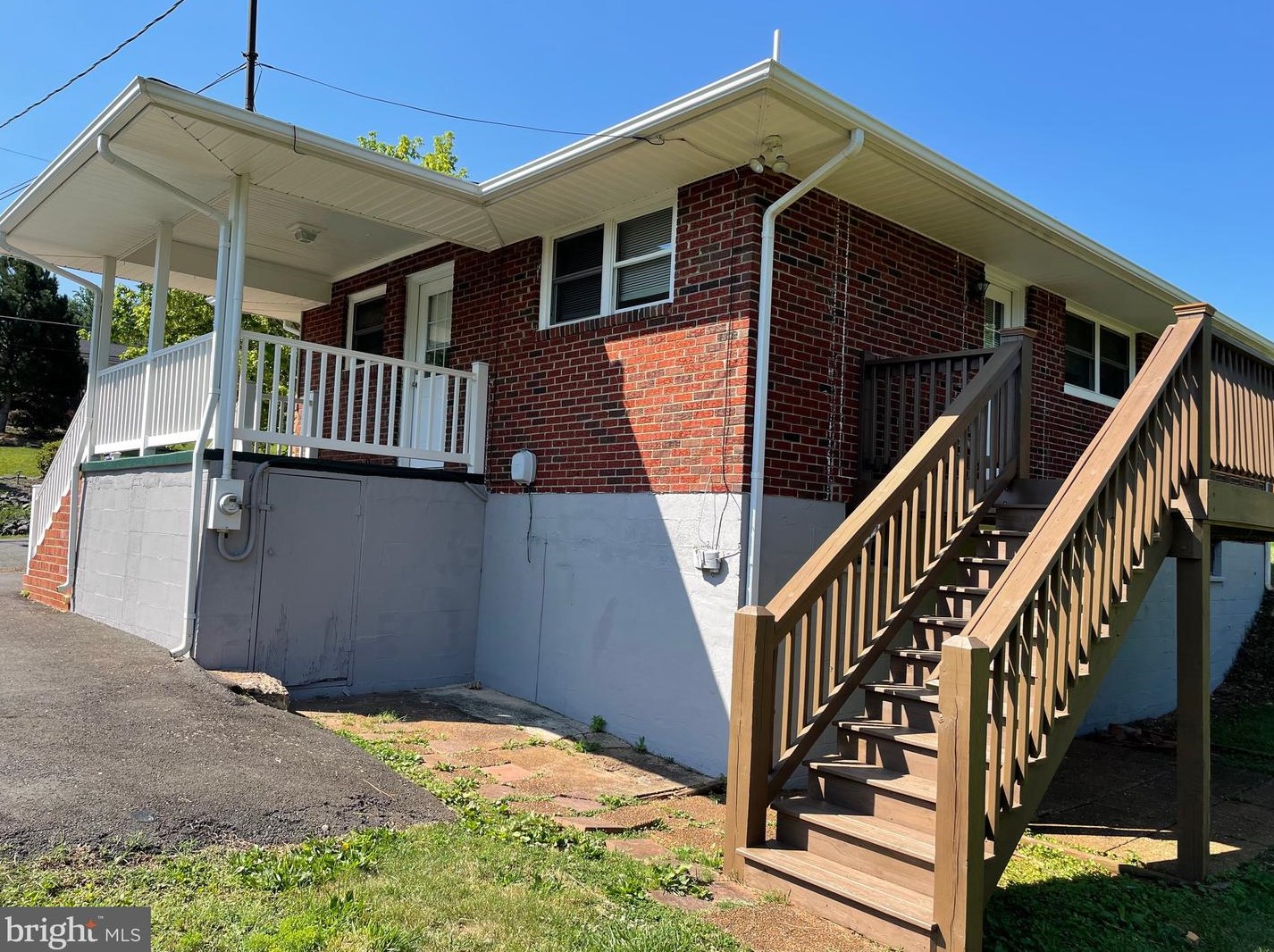 347 Berry St, Madison Mills, VA 22960
