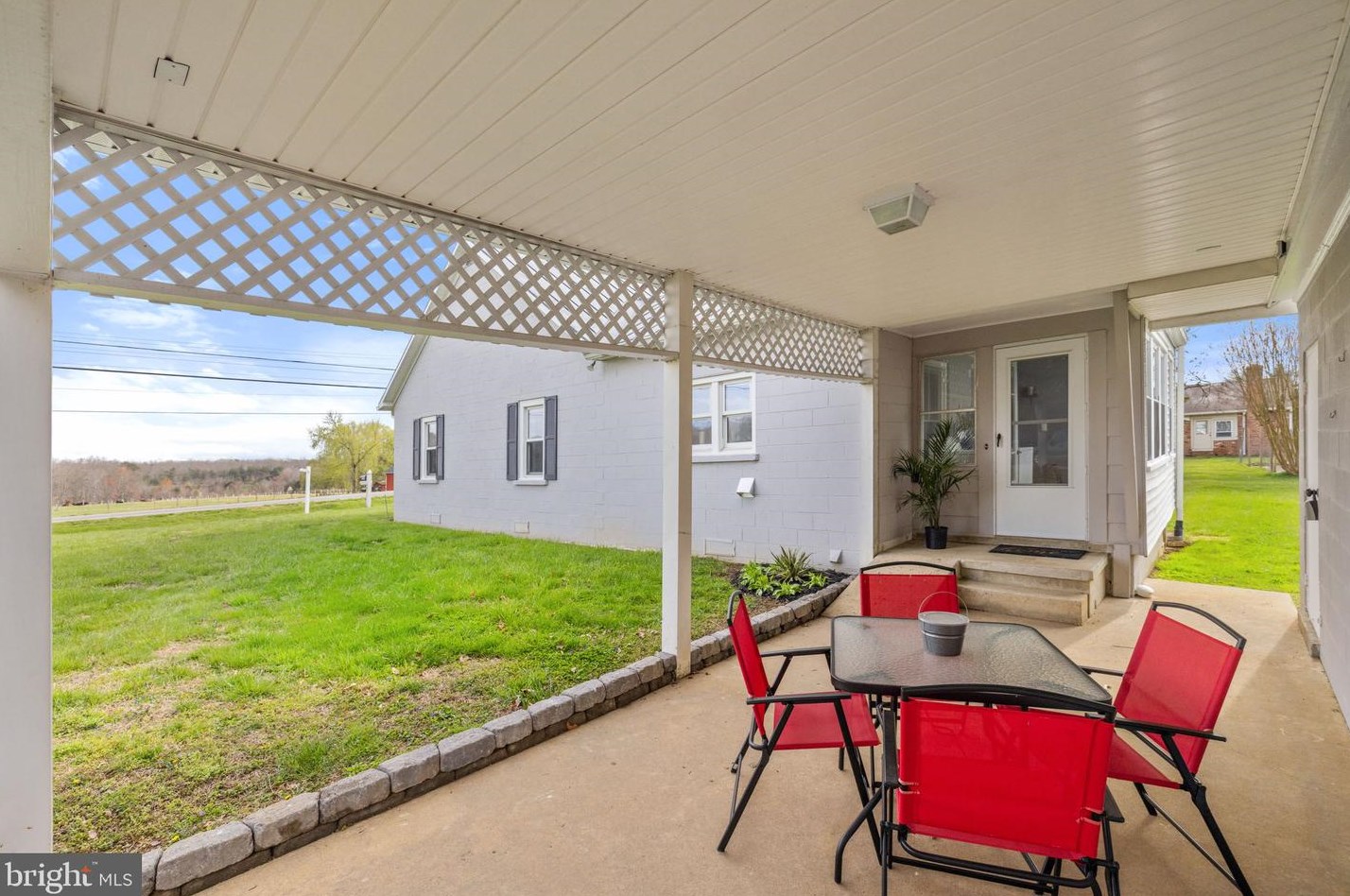 19595 Constitution Hwy, Madison Mills VA  22960-4309 exterior