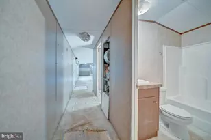 24221 Post Oak Ln, Unionville, VA 22567 - Photo 13