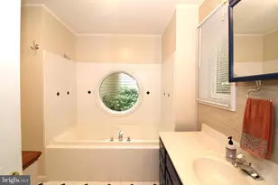 1111 Eastover Pkwy, Locust Grove, VA 22508 - Photo 21