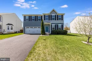 2082 Mallard Ln, Locust Grove, VA 22508 - Photo 1