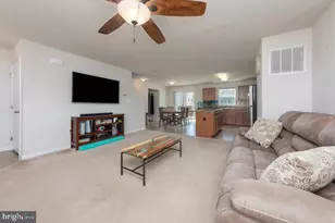 2082 Mallard Ln, Locust Grove, VA 22508 - Photo 5