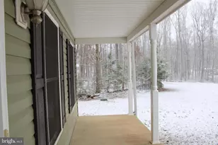 30271 Stonewall Dr, Locust Grove, VA 22508 - Photo 3