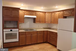 30271 Stonewall Dr, Locust Grove, VA 22508 - Photo 9