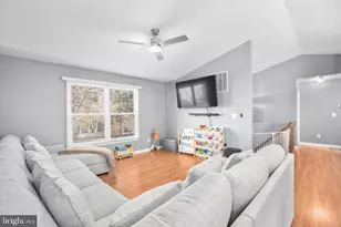 413 Lakeview Pkwy, Locust Grove, VA 22508 - Photo 5