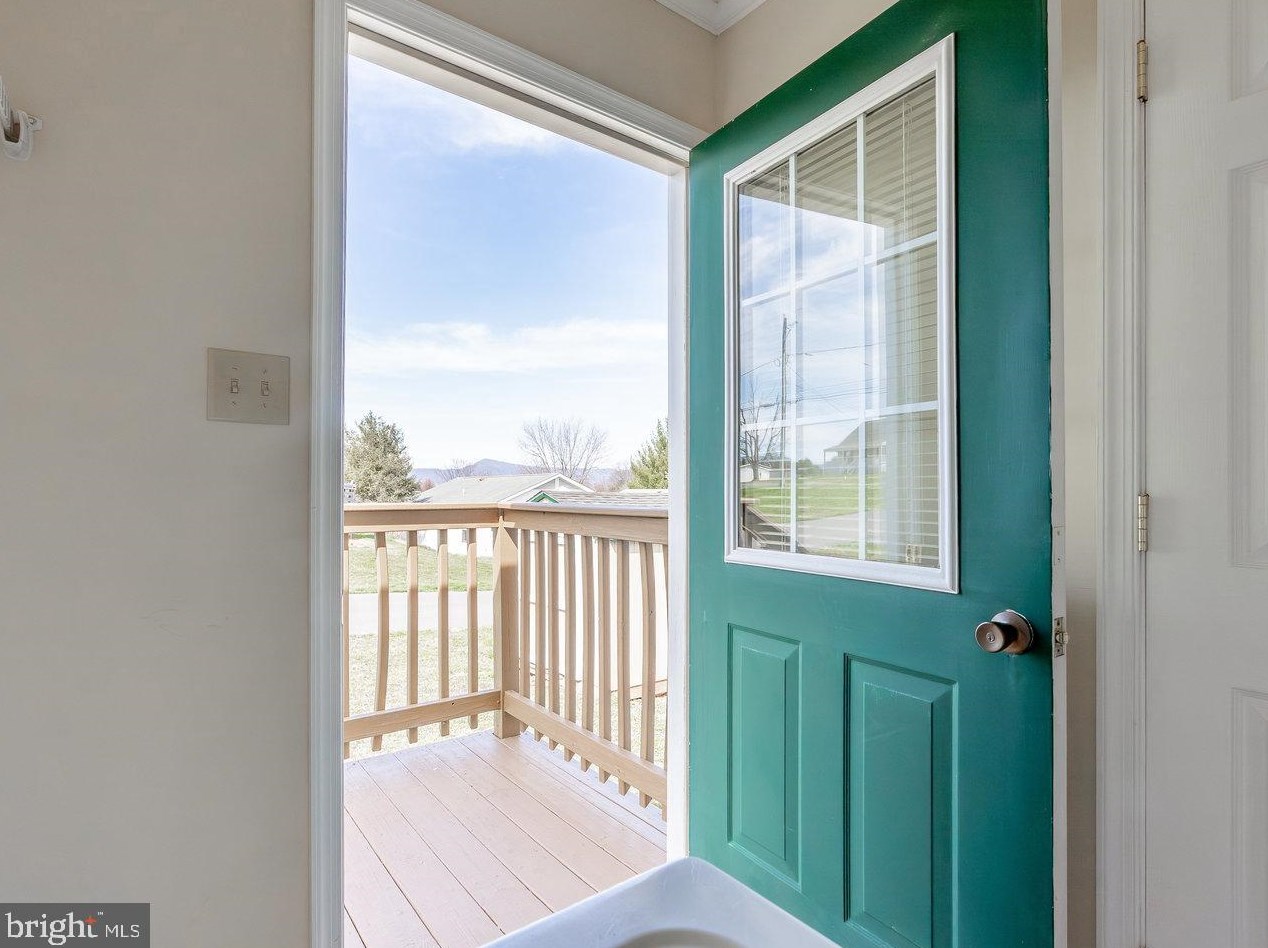 175 Village Pl, Richmond National Battlefiel VA  22835-1502 exterior